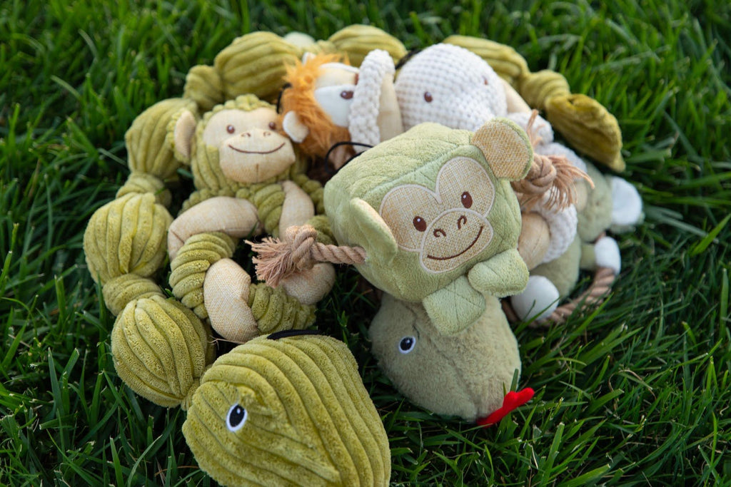 Cute Chunky Monkey Dog Toy: Fun Squeaker & Hemp Rope, Mentally & Physically Stimulates Pets, Cute Block Head with Stuffing & Squeaker, Tough Hemp for Chewing & Fetching, Non-Toxic, Cleans Teeth, Variety of Textures, for Pets